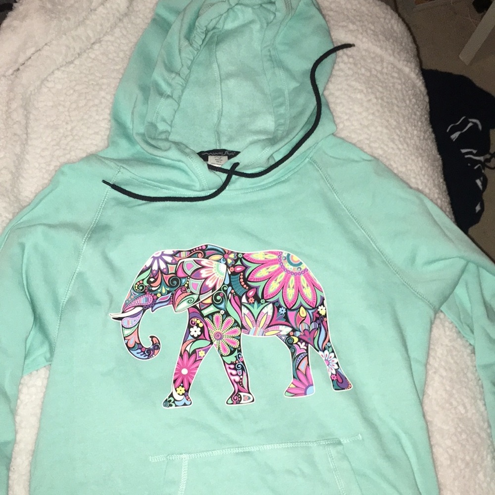 Sweatshirt